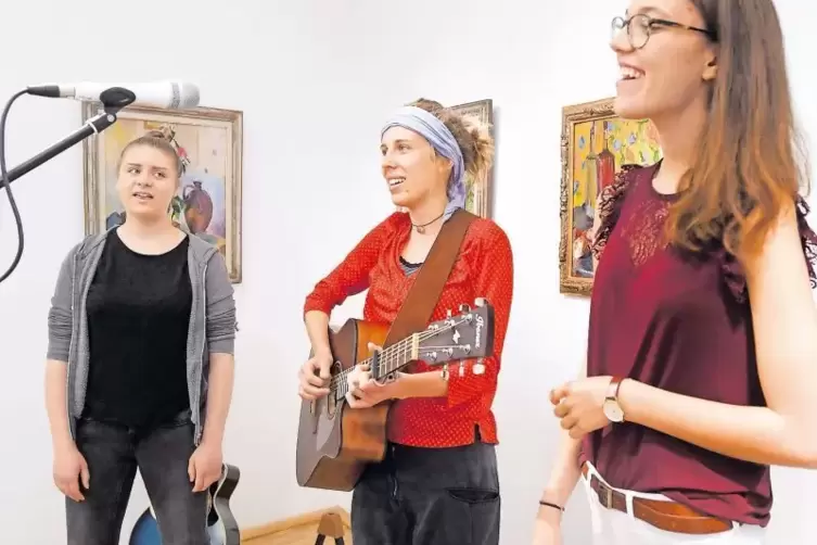 Ihnen gehört die Zukunft: Claudia Niekum, Nora Beisel und Leontina Klein (von links).
