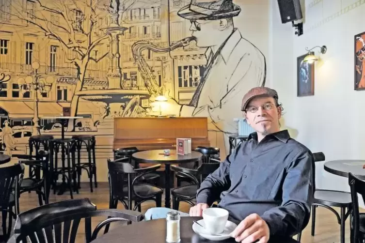 Will sich in der Mannheimer Gastroszene einen Namen machen und noch als alter Mann in seinem Café sitzen: Thomas Schäffner.