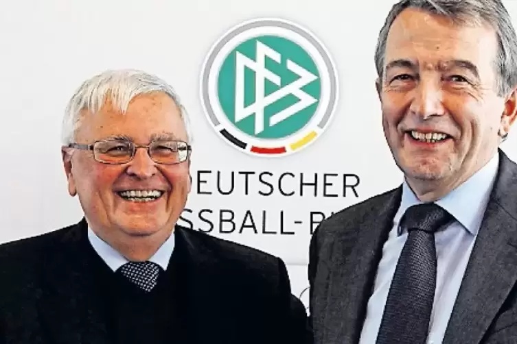 Theo Zwanziger (links), ehemals DFB-Präsident, und sein damaliger Generalsekretär Wolfgang Niersbach.