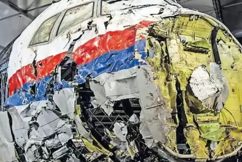 Die Wrackteile des abgeschossenen Flugzeugs wurden in den Niederlanden zur Beweissuche zusammengesetzt.