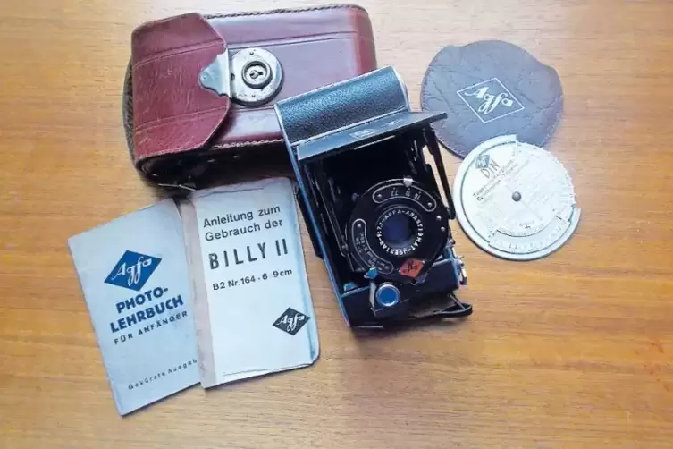 Die Billy-Kamera von Horst M&uuml;ller konnte damals schon &bdquo;Selfies&ldquo; machen, denn sie hat einen Selbstausl&ouml;ser.
