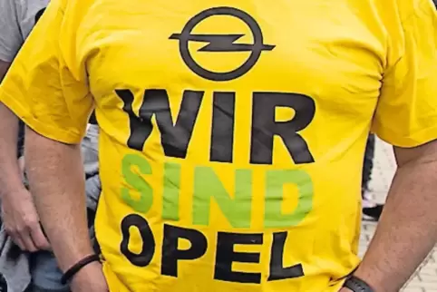 Opelaner-T-Shirt auf einer Kundgebung kürzlich in Eisenach.