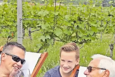 Einen Platz an der Sonne hatten die Besucher der Burg- und Weinmeile am Sonntag.
