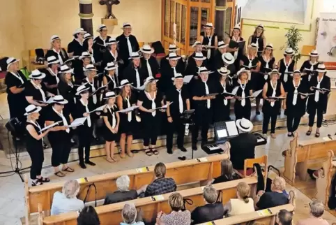 Populäre Musik auf höchstem musikalischen und künstlerischen Niveau: „Vocalis“ in der Protestantischen Kirche Rockenhausen.