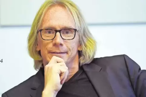 Stefan Veth sagt, dass er sich auf die kommenden acht Jahre freut. Sicher denkt er sich auch wieder manche Aktion aus. Es gibt j