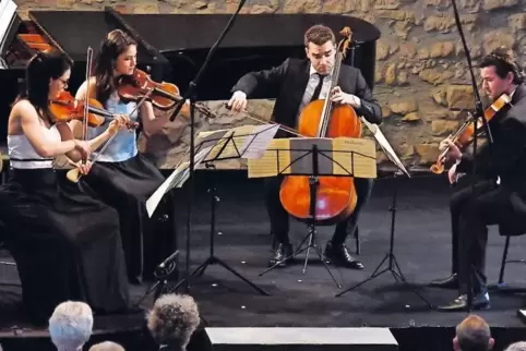 Das Minetti-Quartett bot eine facettenreiche Interpretation des Streichquartetts von Debussy.
