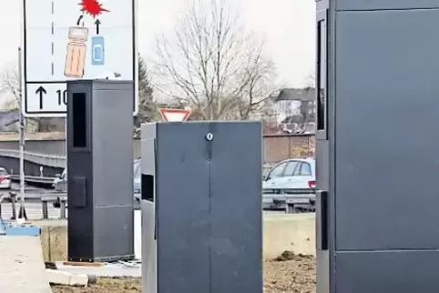 Halten nicht, was man sich davon versprochen hat: Radarkontrollen auf der A 65/B 10.