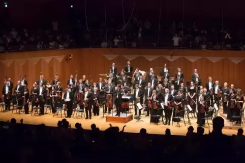 Tourabschluss vor großer Kulisse: die Deutsche Radio Philharmonie in Seoul. Foto: DRP/frei
