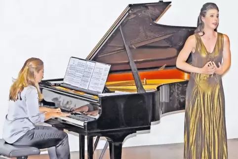 Sorgen für Gänsehaut-Momente: Sängerin Hanna-Elisabeth Müller und Pianistin Juliane Ruf.