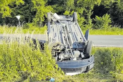 Glück im Unglück: Der Fahrer wurde nur leicht verletzt.