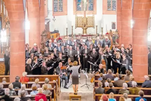 Der Kirchenchor St. Ulrich ist heute Teil der Chorgemeinschaft Deidesheim/Ruppertsberg. Die Leitung hat seit 20 Jahren Marie-Lui