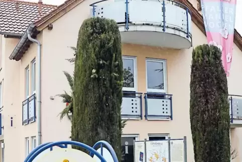 Die Holzvermarktungsgesellschaft hat künftig ihren Sitz im Tourismusbüro in Maikammer. Dieses zieht um in die Marktstraße 5.