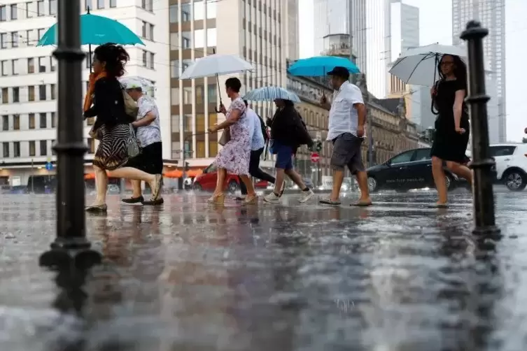 Frankfurt hat es am Donnerstag besonders schlimm erwischt.  Foto: Reuters 