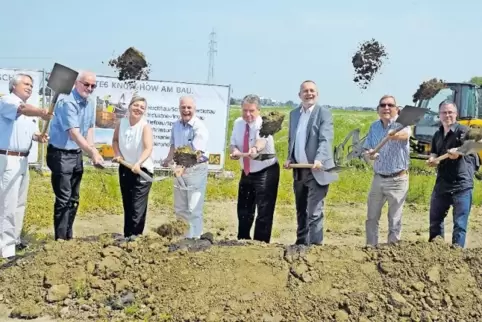 Hartmut Kegel, Werner Klein, Andrea Franz, Ulf-Reiner Samel, Hans-Dieter Schneider, Alexander Kuhn, Klaus Maischein und Bauleite