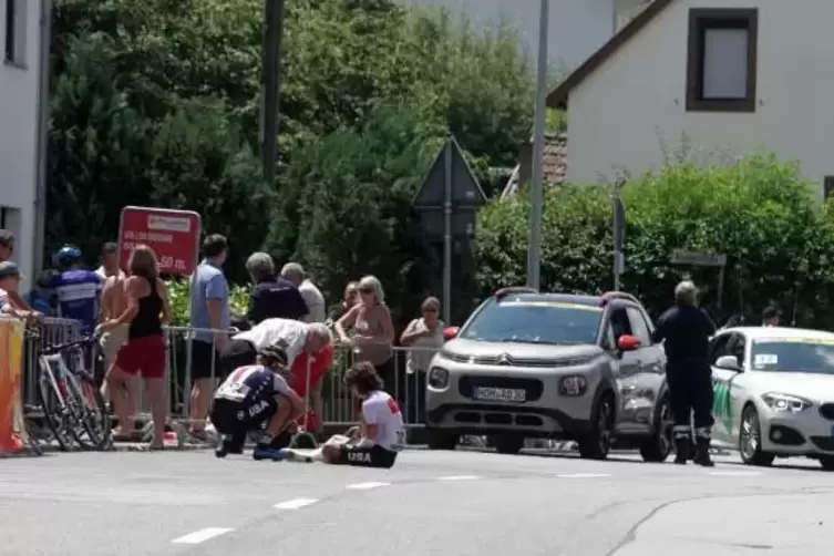 Auf der Schlussetappe am Sonntag stürtzten 50 Meter vor dem Ziel in Bliesdalheim noch zwei Japaner, ein Italiener und ein US-Boy
