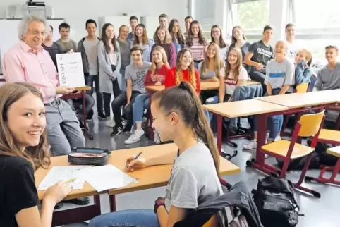 Mathe-Cracks: Die Klasse 10d des Leininger-Gymnasiums Grünstadt hat den dritten Platz im Wettbewerb „Mathematique sans frontiere