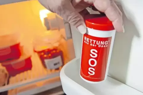 Ein Projekt des Seniorenbeirats: die Verbreitung von SOS-Dosen mit Patienten-Informationen.