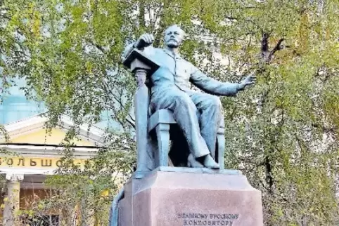 Das Denkmal von Peter Tschaikowsky in Moskau.