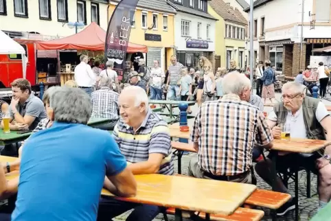 Verweilen, Plaudern und den Johannismarkt genießen: Drei Tage lang wurde in Winnweiler gefeiert.