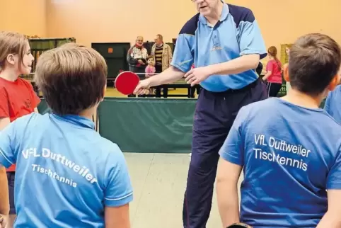Für Trainer Bernhard Ilchev (hier im Jugendtraining) ist die Teilnahme an der deutschen Meisterschaft das i-Tüpfelchen auf den E