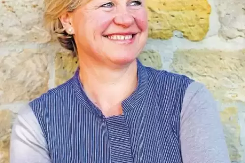 Sabine Mosbacher-Düringer hat mit ihrem Mann das Weingut Georg Mosbacher von ihrem Vater übernommen.