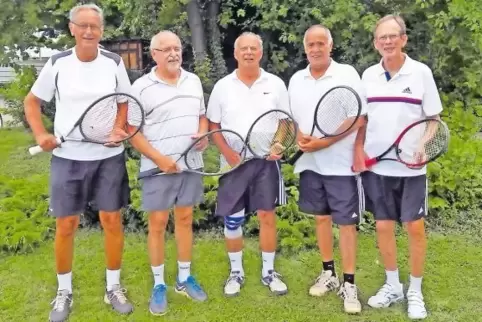 Die Herren 70 des TC Flomersheim spielten eine souveräne Runde (von links): Willi Blechschmidt, Helmut Jakusch, Bernd Mayer, Hei