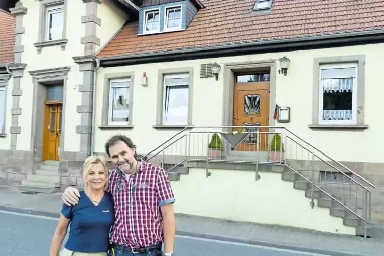 Ursula und Axel Michel geben die Dorfgaststätte „Zur Oase“ in der Hauptstraße auf.