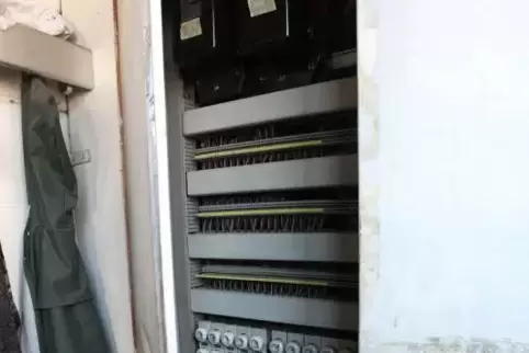 Im alten Bauhof ist auch die Elektrik nicht mehr auf dem neuesten Stand.  Foto: van 