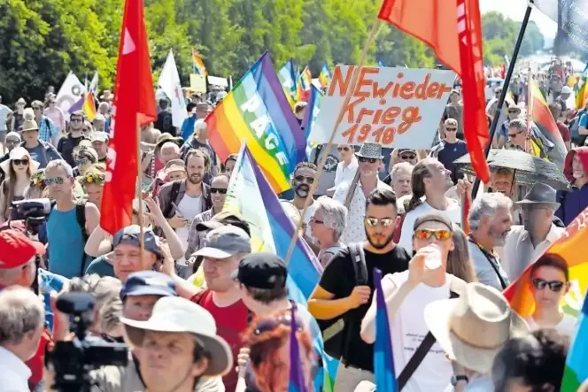 Friedensdemo am Samstag an der Air Base: Die Drohnenangriffe stehen im Zentrum der Kritik. Friedensdemo am Samstag an der Air Base: Die Drohnenangriffe stehen im Zentrum der Kritik.