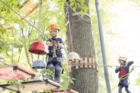Der neue Parcours ist einer von dreien für Kinder im Alter von drei bis sechs Jahren. Daneben gibt es noch 16 Weitere für Ältere