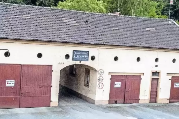 Dieses Geb&auml;ude soll in eine moderne Lehrwerkstatt umgewandelt werden.