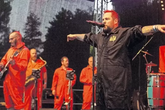 Zum Abschluss am 9. August: die Pfälzer Kultband Die Dicken Kinder.