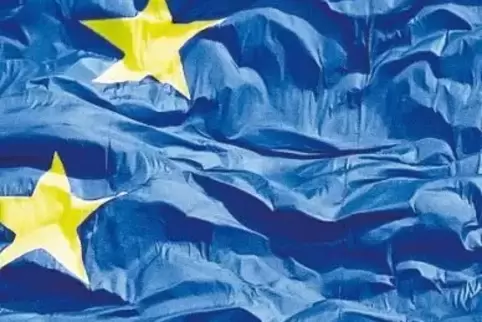 Die Europäische Union, für die die Flagge symbolisch steht, fördert Vorhaben in ländlichen Regionen.