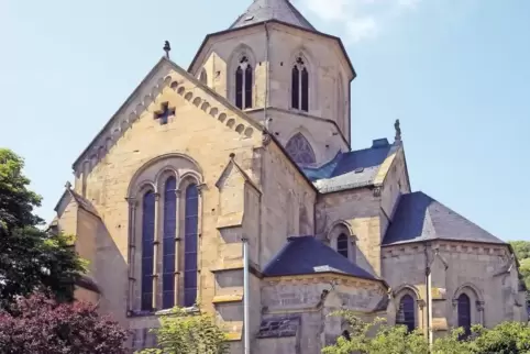 Verschlingt jedes Jahr jede Menge Geld: die Abteikirche in Offenbach-Hundheim.