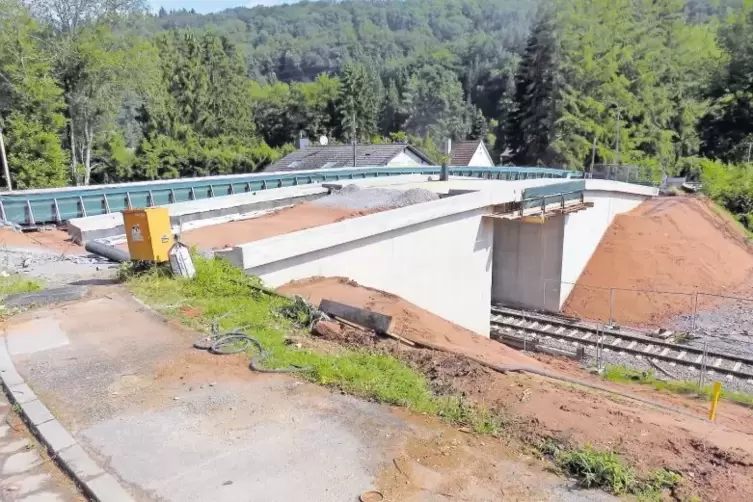 Teuer, teurer, am teuersten: Nach der ersten Kostenexplosion für den Bau der Horbergbrücke im vorigen Jahr (500.000 Euro) erreic