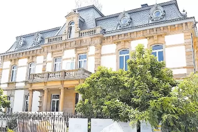 Repräsentativ: die Villa Böhm in Wachenheim.