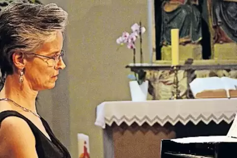 Die Pianistin Barbara Baun leitet den Kirchheimer Liedersommer