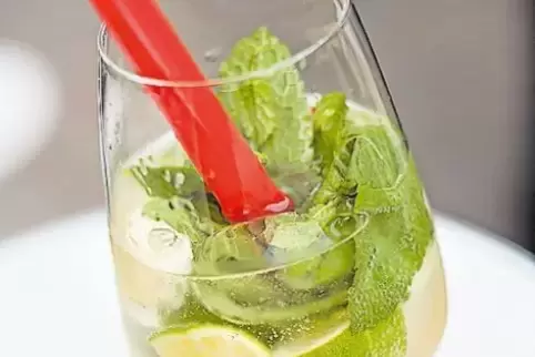 Mixgetränke mit Sekt verspricht der BCV den weiblichen Gästen.