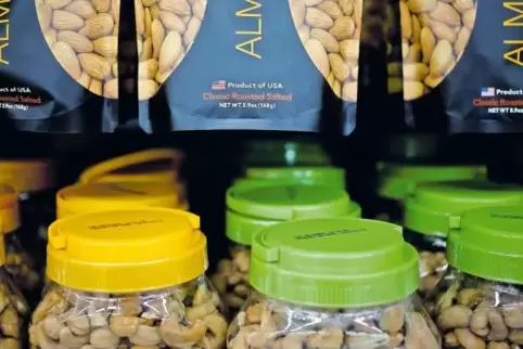 Als Reaktion auf US-Zölle belegt China Waren aus den USA mit Strafabgaben – etwa auf Mandeln und Cashewnüsse, hier in einem Supe