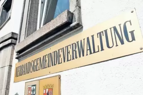 Ein halbes Jahr nach der Fusion fällt das angemietete Gebäude der Verbandsgemeindeverwaltung Kaiserslautern-Süd in der Pirmasens