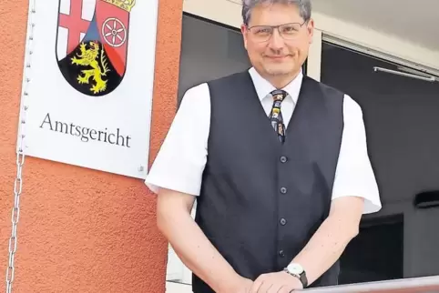 Trotz „Chef-Sein“ fühlt sich der neue Direktor des Amtsgerichtes Kandel, Herbert Schmitt, nicht anders als vorher.