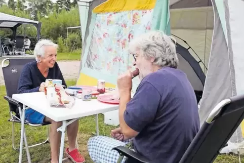 Stammgäste inzwischen: Familie Jonitz aus Heilbronn fühlt sich in Billigheim-Ingenheim „pfalzwohl“.