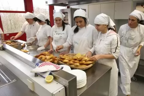 Küche im BBS-Bistro eines vergangenen Jahrgangs. ArchivFoto: Van 