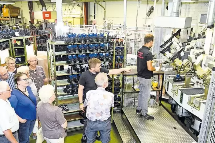 Viel Handarbeit, aber natürlich sind auch Maschinen bei Steitz Secura in der Kirchheimbolander Vorstadt im Einsatz.