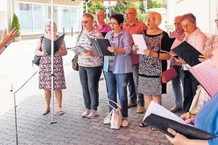 Die Hemmer-Haus-Singers sind am 4. August wieder dabei.