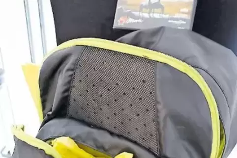 Alles gut: Der Rucksack gehört einem Mann aus Hessen. Die Fotos wurden aus seinem Auto entwendet.
