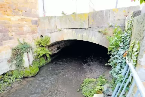 Nun läuft es auf eine Reparatur des Sandsteingewölbes in der Kändelgasse hinaus. Dafür kann es eine Landesförderung von 50 Proze