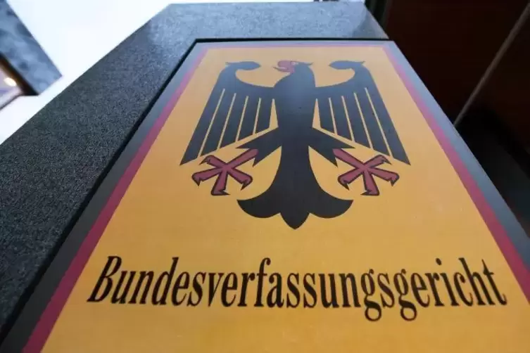 Gegen 11 Uhr twitterte die Bundespolizei Baden-Württemberg einen Einsatz am Bundesverfassungsgericht in Karlsruhe.  Symbolfoto: 