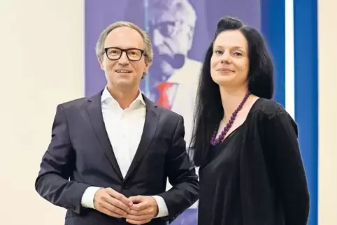 Neu im Team des Ernst-Bloch-Zentrums: Archivleiter Matthias Mayer und Kulturmanagerin Pamela Pachl.