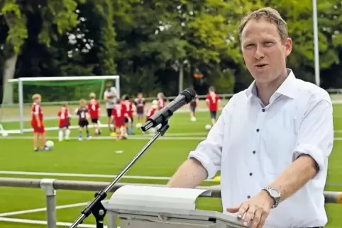 Kennt die alten „roten Plätze“ noch aus eigener Erfahrung: OB Martin Hebich.